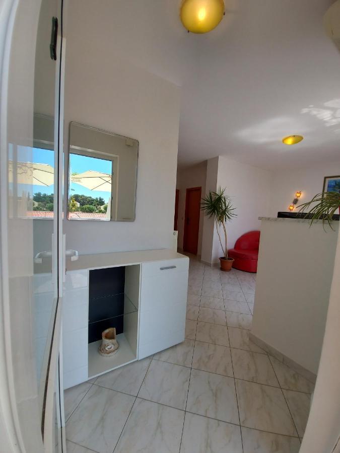 Sea & Honey Apartment Кърк Екстериор снимка