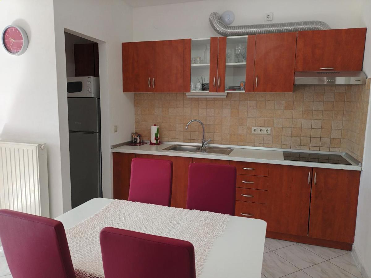 Sea & Honey Apartment Кърк Екстериор снимка
