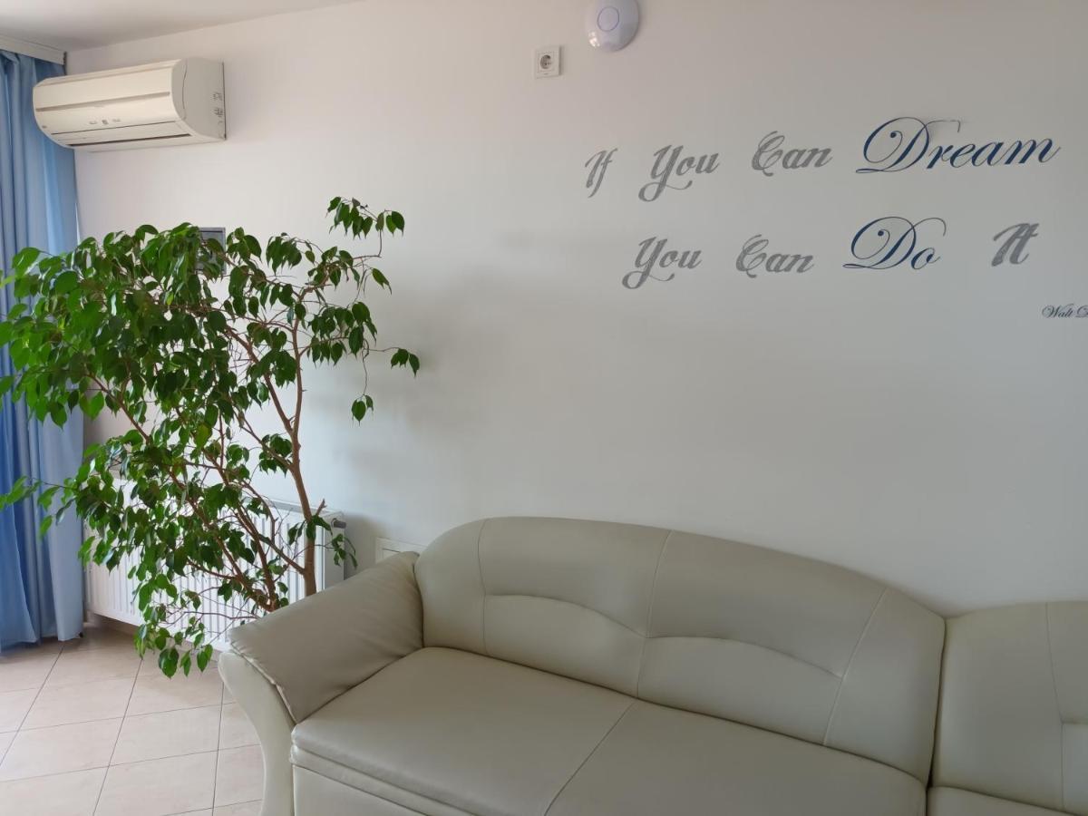 Sea & Honey Apartment Кърк Екстериор снимка
