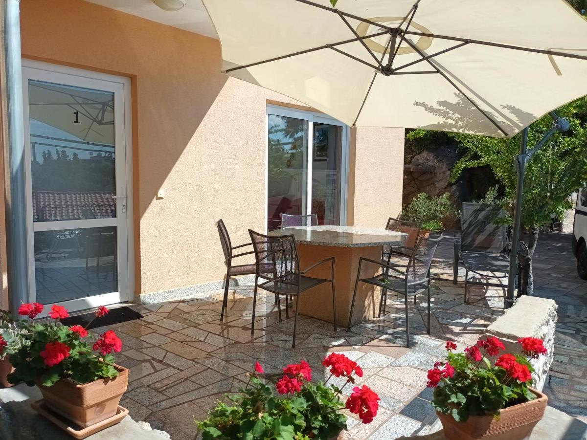 Sea & Honey Apartment Кърк Екстериор снимка