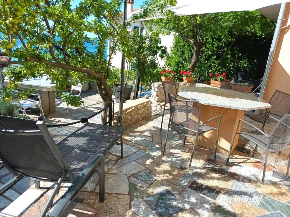 Sea & Honey Apartment Кърк Екстериор снимка