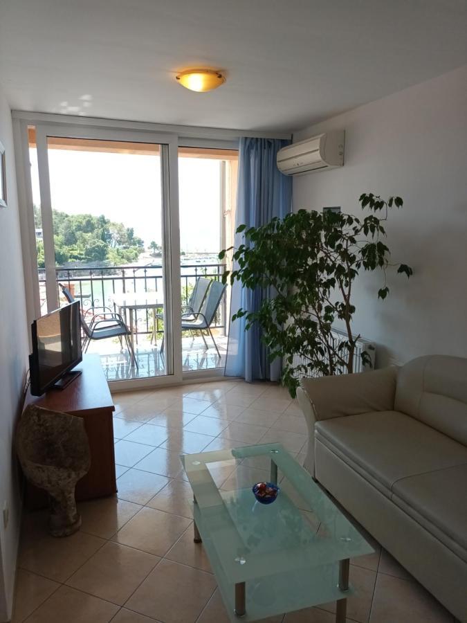 Sea & Honey Apartment Кърк Екстериор снимка