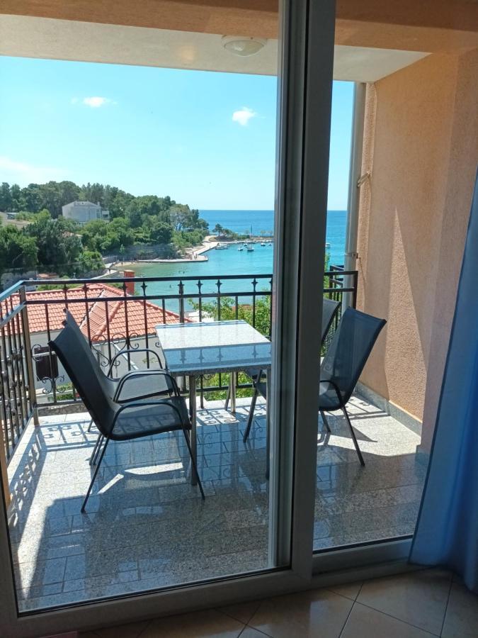 Sea & Honey Apartment Кърк Екстериор снимка